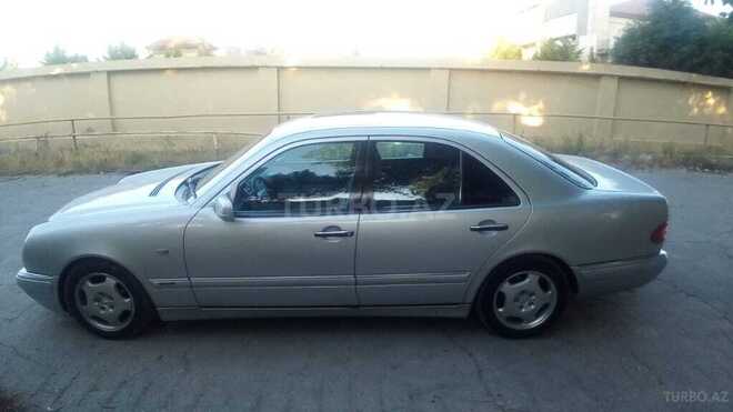 Mercedes E 240 1998, 233,642 km - 2.4 l - Bakı