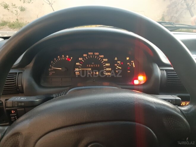 Opel Astra 1996, 404,132 km - 1.6 l - Bakı