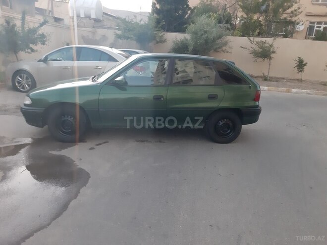 Opel Astra 1996, 404,132 km - 1.6 l - Bakı