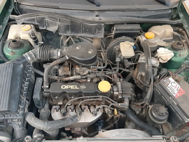 Opel Astra 1996, 404,132 km - 1.6 l - Bakı