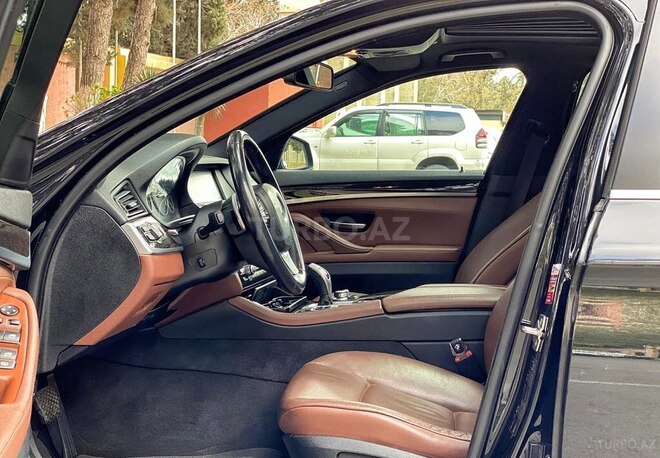 BMW 525 2011, 155,000 km - 2.5 л - Bakı