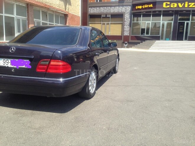 Mercedes E 230 1996, 520,000 km - 2.3 l - Bakı