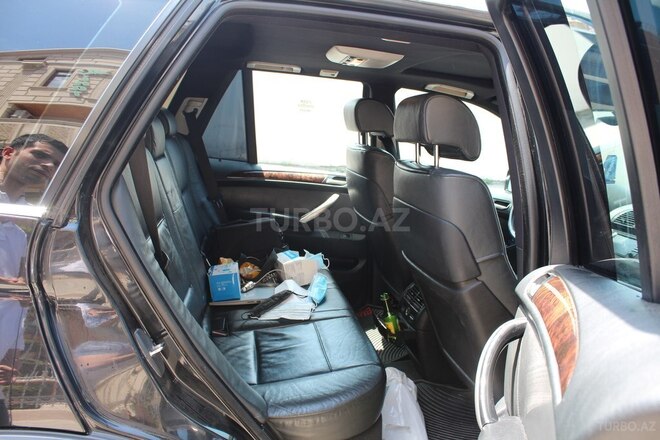 BMW X5 2001, 356,000 km - 4.4 l - Bakı