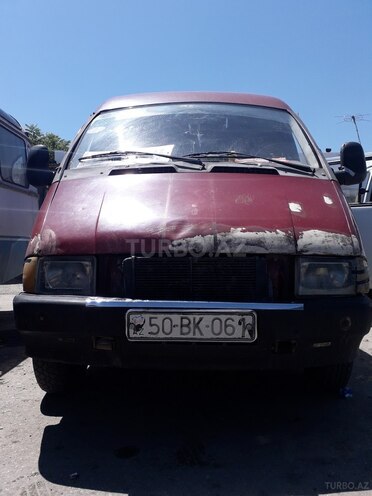GAZ 32212 1998, 300,000 km - 2.4 l - Quba