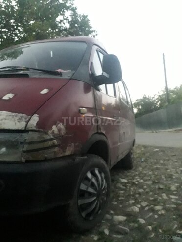 GAZ 32212 1998, 300,000 km - 2.4 l - Quba