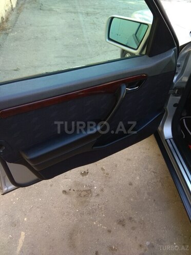 Mercedes C 200 1996, 334,236 km - 2.0 l - Bakı