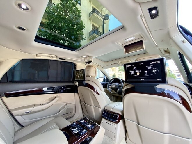 Audi A8 2012, 128,000 km - 4.0 l - Bakı