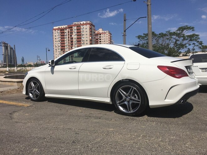 Mercedes  2015, 50,300 km - 1.6 l - Bakı