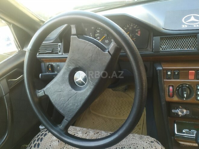Mercedes E 300 1994, 648,000 km - 2.6 l - Bakı