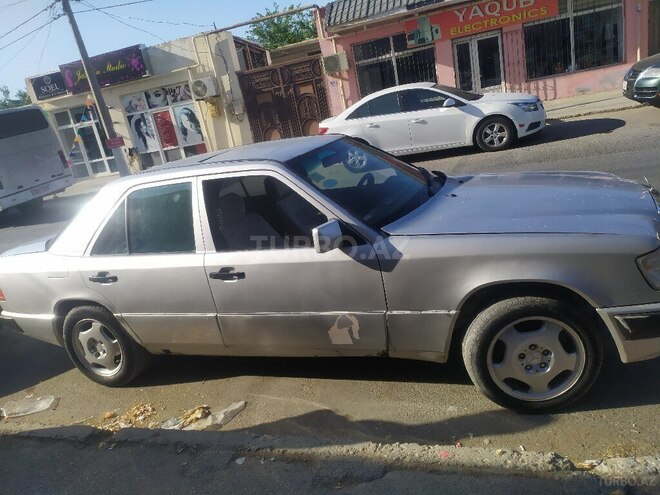 Mercedes E 300 1994, 648,000 km - 2.6 l - Bakı