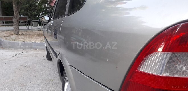Opel Vectra 1997, 225,000 km - 1.6 l - Bakı