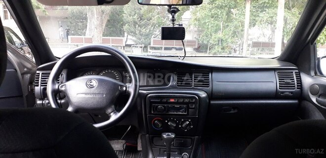 Opel Vectra 1997, 225,000 km - 1.6 l - Bakı