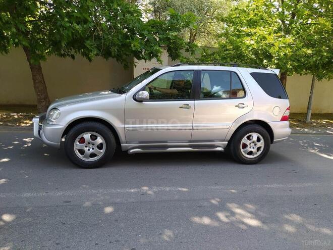 Mercedes ML 320 2002, 200,000 km - 3.2 l - Bakı