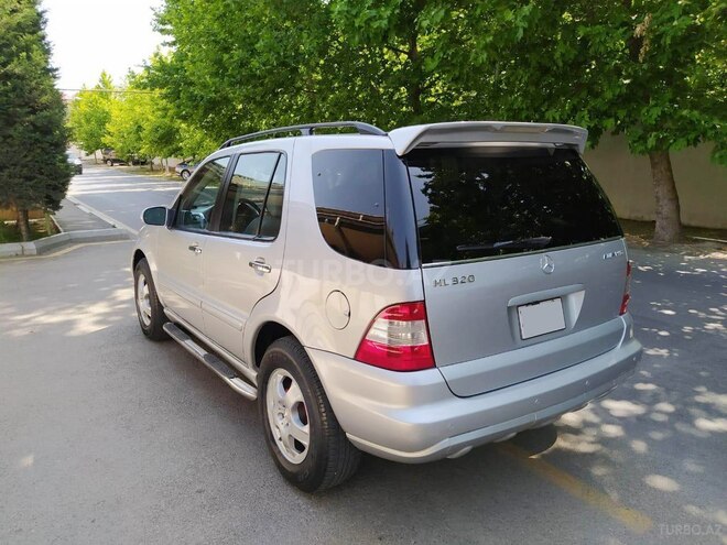 Mercedes ML 320 2002, 200,000 km - 3.2 l - Bakı