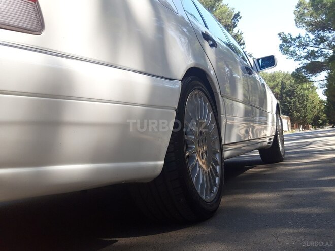 Mercedes S 320 1997, 260,000 km - 3.2 l - Bakı