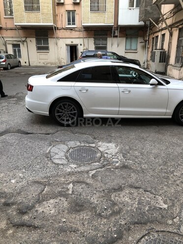 Audi A6 2015, 77,000 km - 2.0 l - Bakı