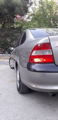 Opel Vectra 1997, 245,000 km - 1.6 l - Bakı