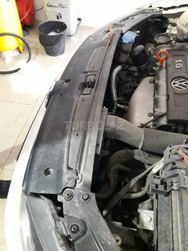 Volkswagen Polo 2013, 185,000 km - 1.6 л - Bakı