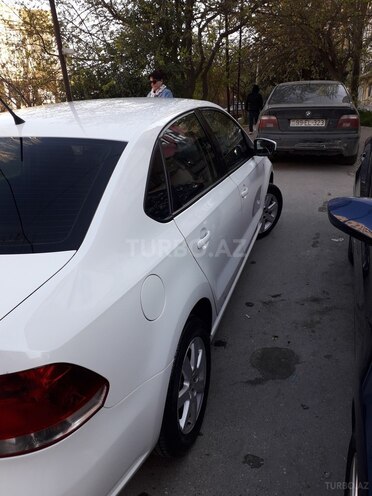 Volkswagen Polo 2013, 185,000 km - 1.6 л - Bakı