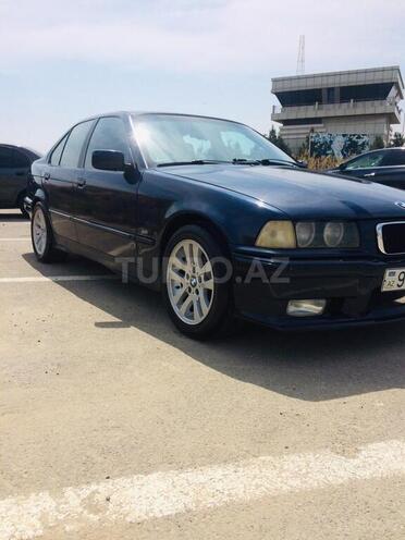 BMW 320 1993, 410 km - 0.2 l - Bakı