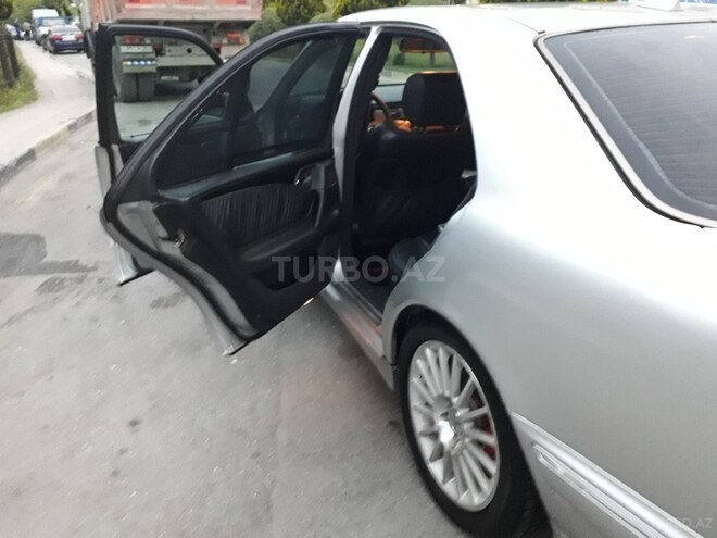 Mercedes E 220 2002, 392,500 km - 2.2 l - Bakı