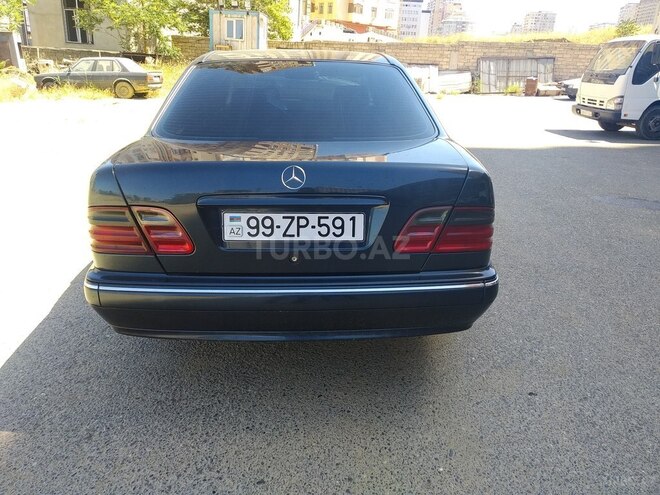 Mercedes E 220 2000, 380,000 km - 2.2 l - Bakı