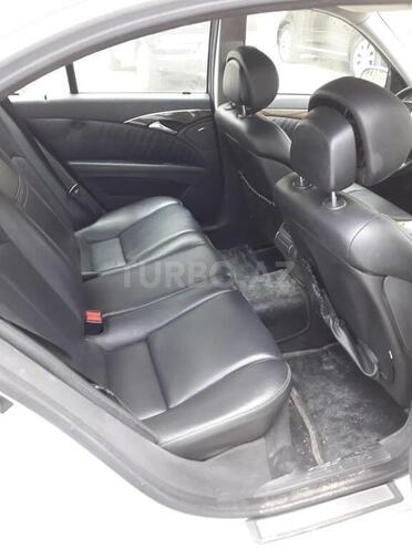 Mercedes E 220 2006, 234,000 km - 2.2 l - Bakı
