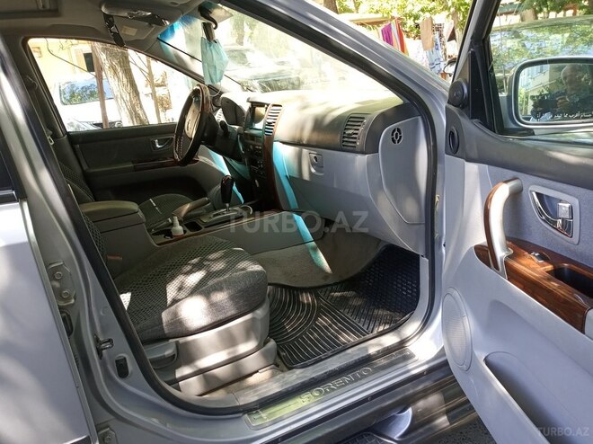 Kia Sorento 2006, 341,000 km - 3.5 l - Bakı