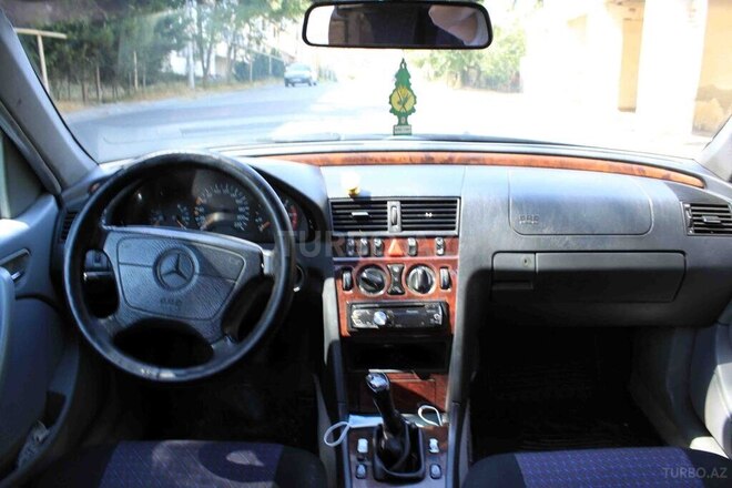 Mercedes C 220 1998, 355,000 km - 2.2 l - Bakı
