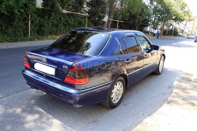 Mercedes C 220 1998, 355,000 km - 2.2 l - Bakı