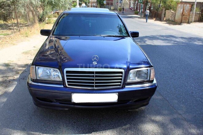 Mercedes C 220 1998, 355,000 km - 2.2 l - Bakı
