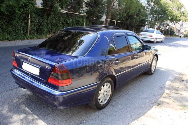 Mercedes C 220 1998, 355,000 km - 2.2 l - Bakı