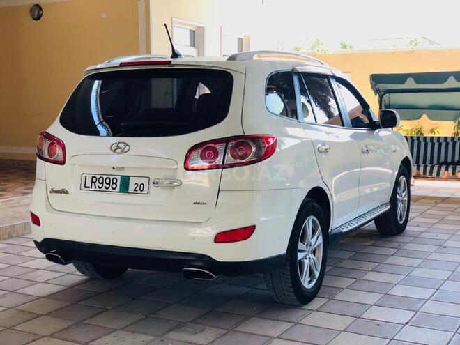 Hyundai Santa Fe 2010, 61,000 km - 2.0 l - Tovuz