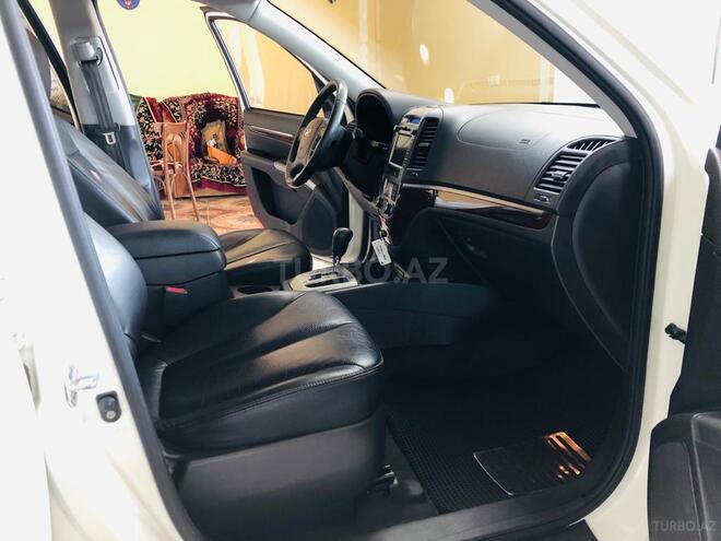 Hyundai Santa Fe 2010, 61,000 km - 2.0 l - Tovuz