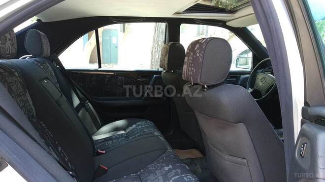 Mercedes E 300 1997, 328,000 km - 3.0 l - Bakı