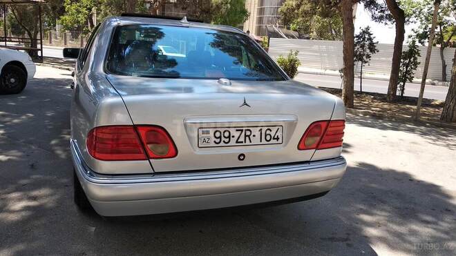 Mercedes E 300 1997, 328,000 km - 3.0 l - Bakı