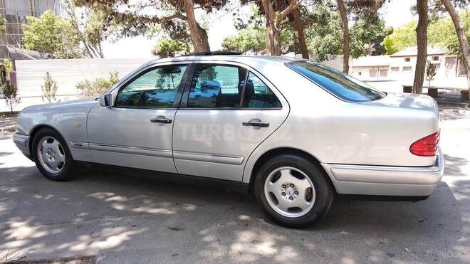 Mercedes E 300 1997, 328,000 km - 3.0 l - Bakı