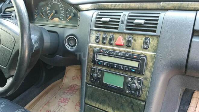 Mercedes E 300 1997, 328,000 km - 3.0 l - Bakı