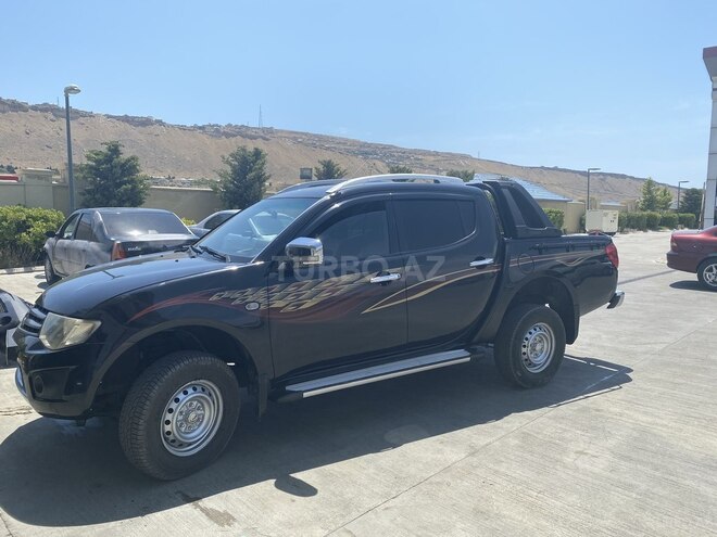 Mitsubishi L200 2012, 254,000 km - 2.5 л - Bakı