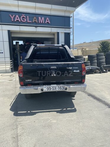 Mitsubishi L200 2012, 254,000 km - 2.5 л - Bakı