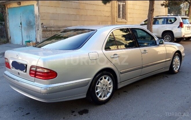 Mercedes E 200 2000, 254,000 km - 2.0 l - Bakı