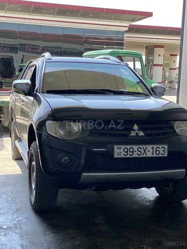 Mitsubishi L200 2012, 254,000 km - 2.5 л - Bakı