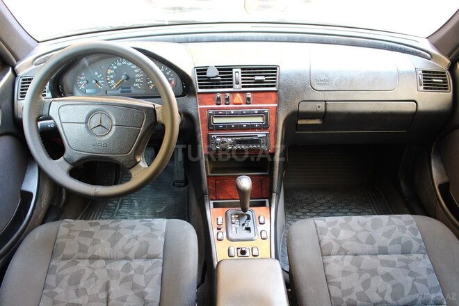 Mercedes C 200 1997, 297,000 km - 2.0 l - Bakı