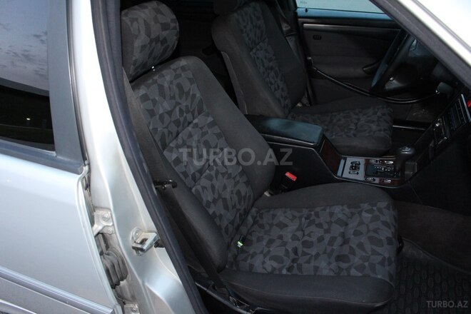 Mercedes C 200 1997, 297,000 km - 2.0 l - Bakı