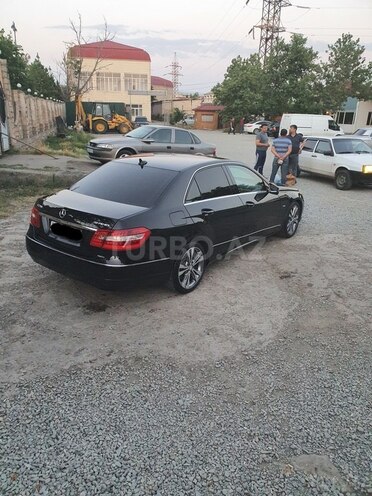 Mercedes E 220 2011, 267,000 km - 2.2 l - Gəncə