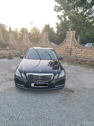Mercedes E 220 2011, 267,000 km - 2.2 l - Gəncə