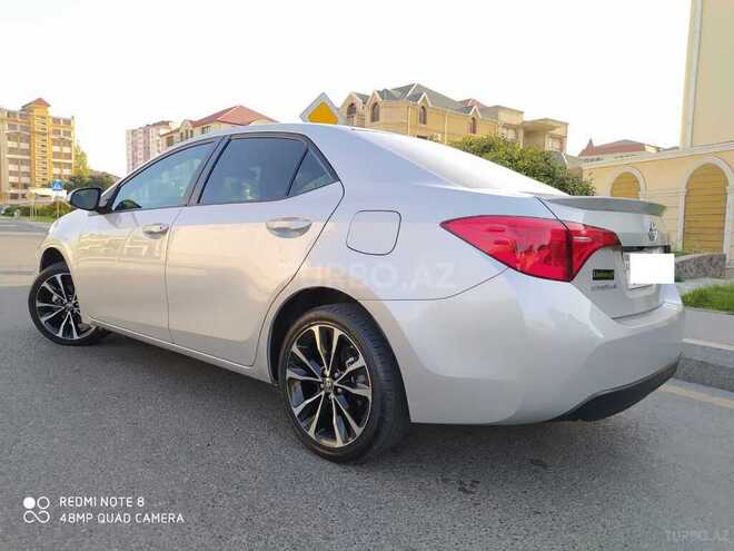 Toyota Corolla 2017, 44,500 km - 1.8 л - Bakı