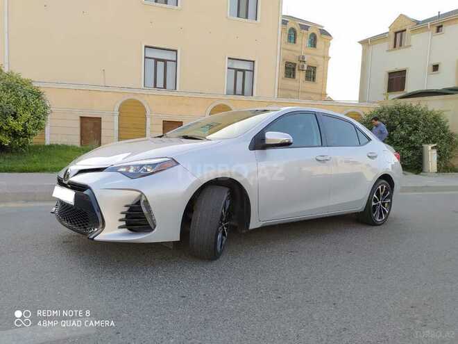Toyota Corolla 2017, 44,500 km - 1.8 л - Bakı