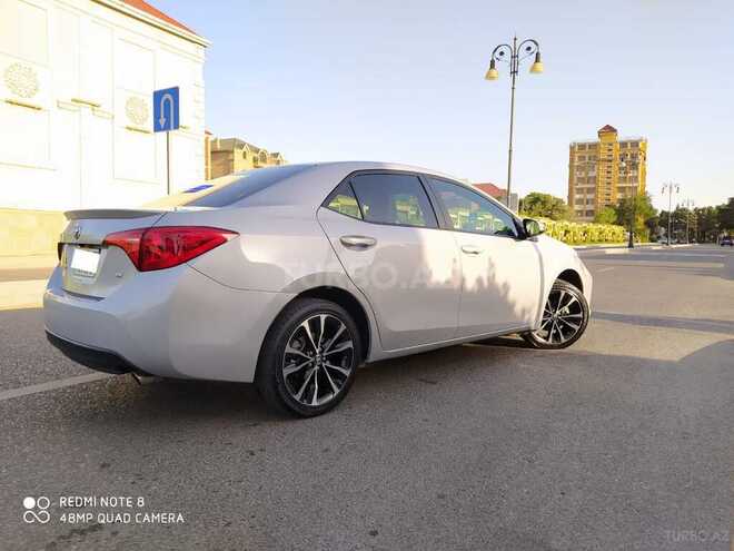 Toyota Corolla 2017, 44,500 km - 1.8 л - Bakı