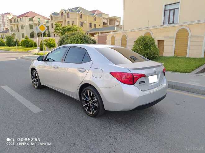 Toyota Corolla 2017, 44,500 km - 1.8 л - Bakı